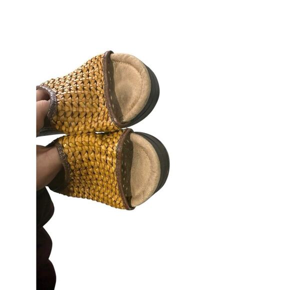 Mudd Sandals Open Toe Tan Weave Woven Heels Platforms Vintage Chunky 90s Y2K 8.5 - Picture 8 of 8